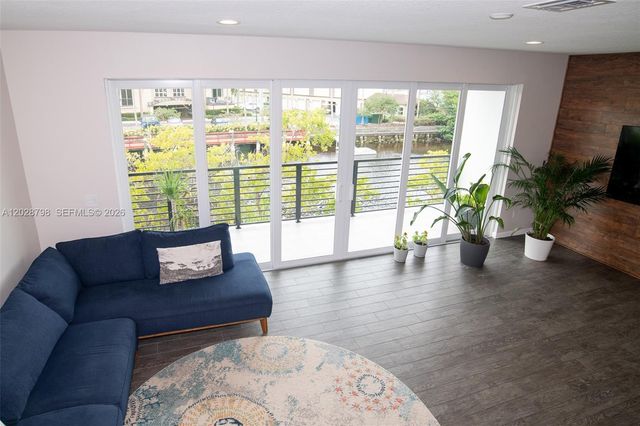2900 NE 12th Ter 14, Oakland Park, FL 33334
