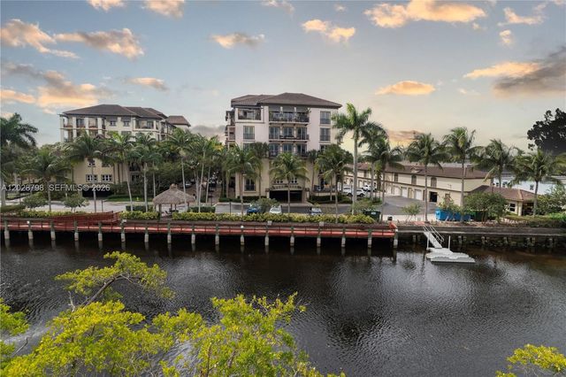 2900 NE 12th Ter 14, Oakland Park, FL 33334