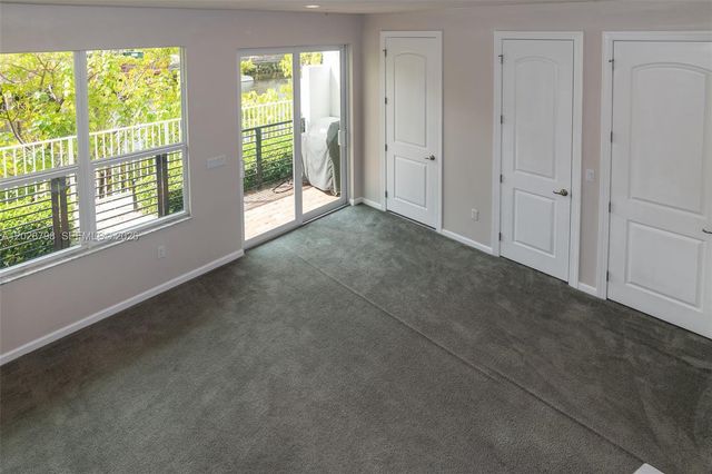 2900 NE 12th Ter 14, Oakland Park, FL 33334