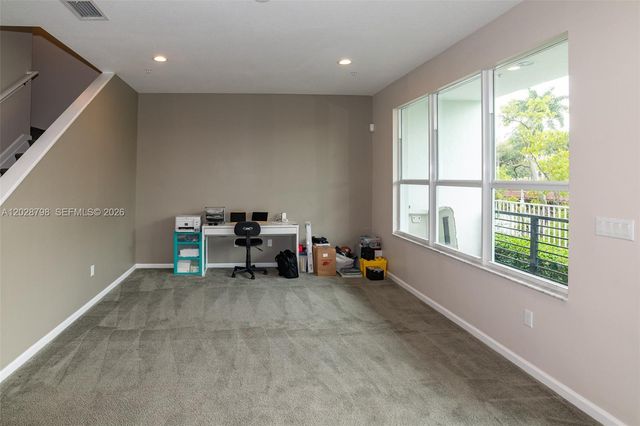 2900 NE 12th Ter 14, Oakland Park, FL 33334