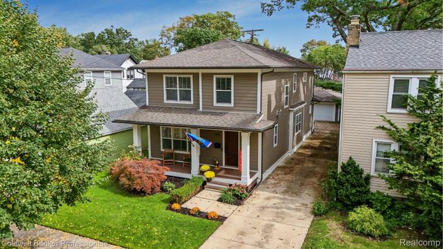 518 Curry Avenue, Royal Oak, MI 48067
