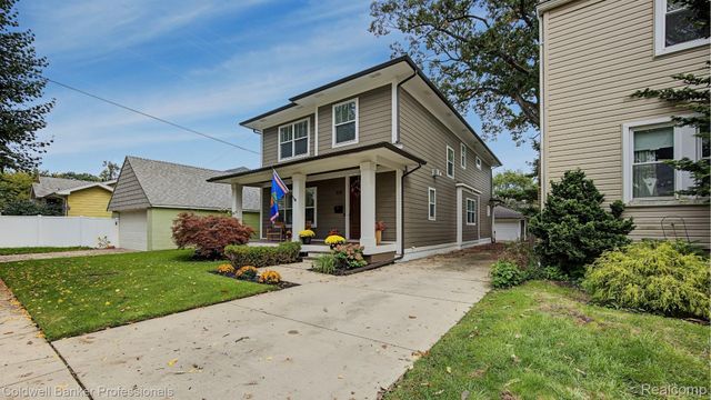 518 Curry Avenue, Royal Oak, MI 48067
