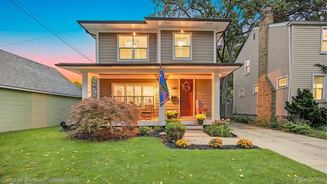 518 Curry Avenue, Royal Oak, MI 48067
