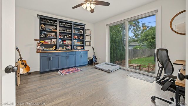 518 Curry Avenue, Royal Oak, MI 48067