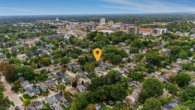 518 Curry Avenue, Royal Oak, MI 48067