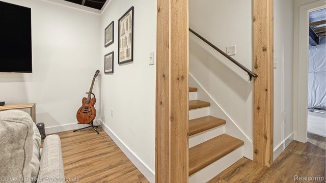 518 Curry Avenue, Royal Oak, MI 48067