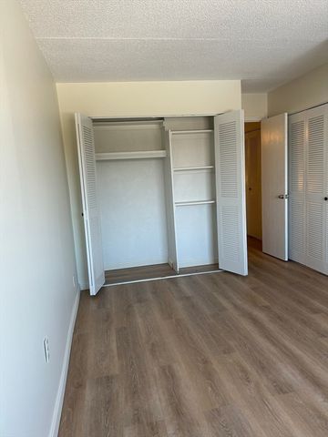 51 Melrose St 5E, Melrose, MA 02176