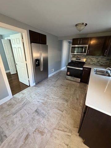 3120 E 130th Street, Chicago, IL 60633