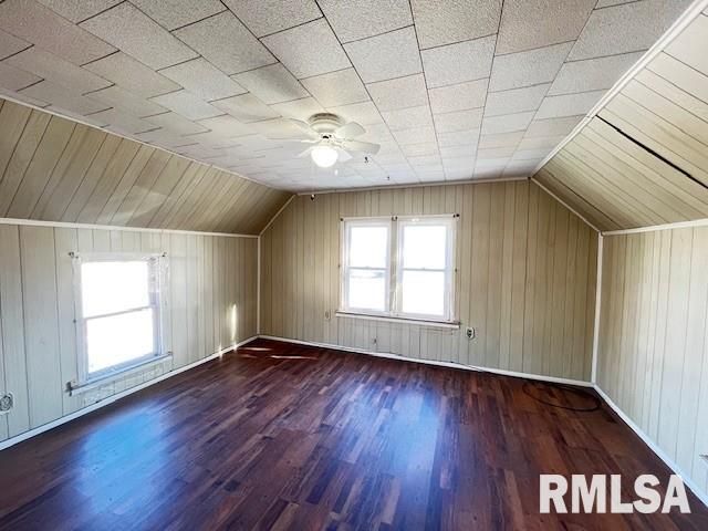 652 S HENDERSON Street, Galesburg, IL 61401