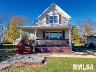 652 S HENDERSON Street, Galesburg, IL 61401