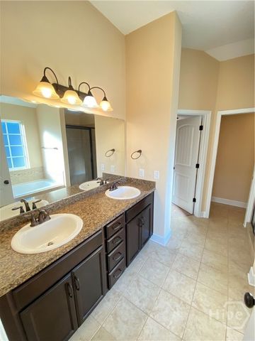 120 Iron Horse Spur, Savannah, GA 31419