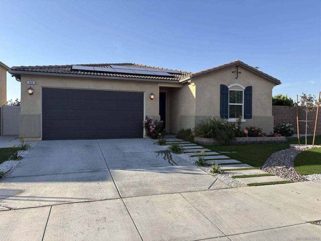 420 Appleton, Perris, CA 92570