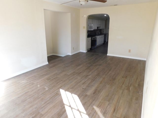 10032 4th Street NW, Albuquerque, NM 87114