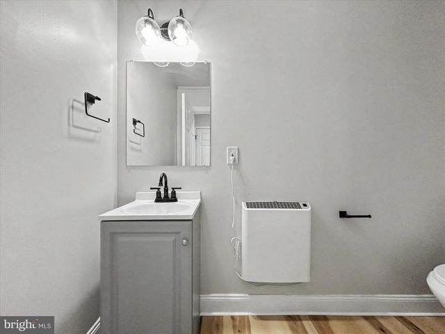 19717 FIVE FORKS RD, New Freedom, PA 17349