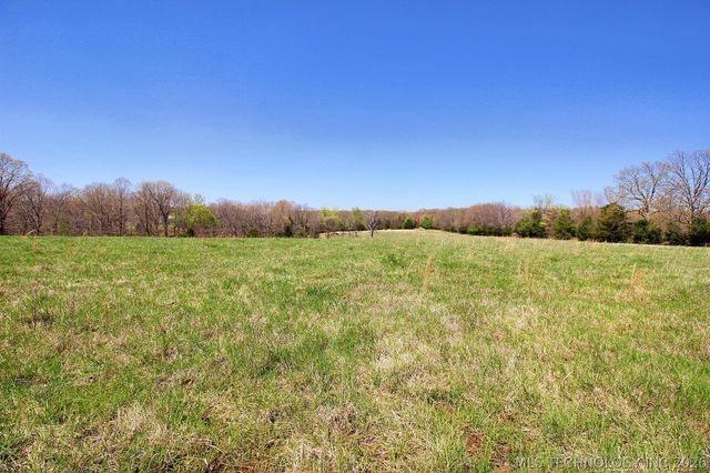 465501 E 800 Road, Stilwell, OK 74960
