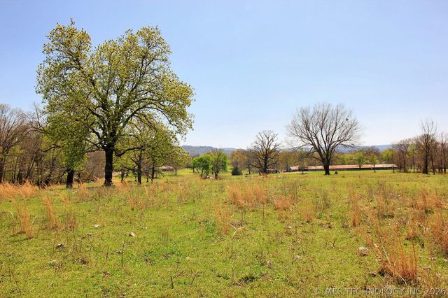 465501 E 800 Road, Stilwell, OK 74960