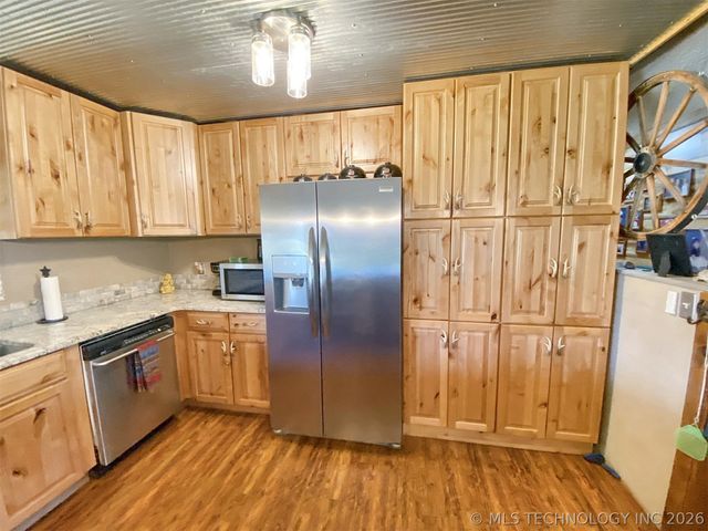 465501 E 800 Road, Stilwell, OK 74960