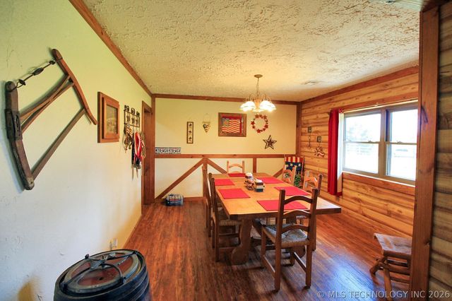 465501 E 800 Road, Stilwell, OK 74960