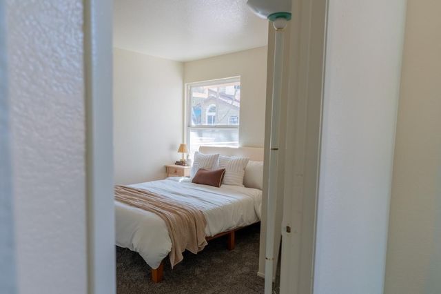 1002 Forest Run, Hercules, CA 94547