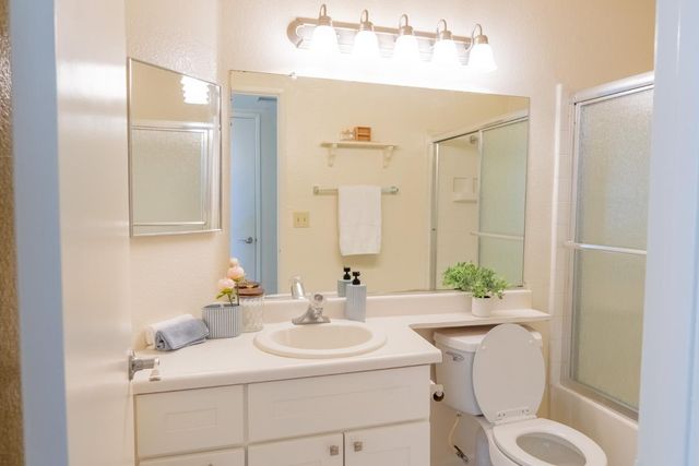 1002 Forest Run, Hercules, CA 94547