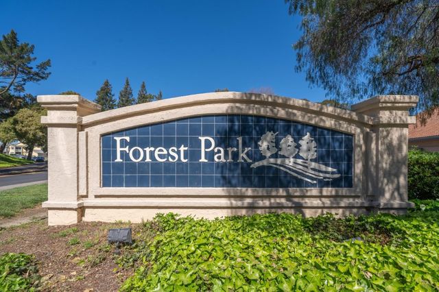 1002 Forest Run, Hercules, CA 94547