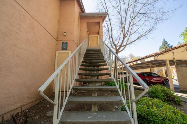 1002 Forest Run, Hercules, CA 94547