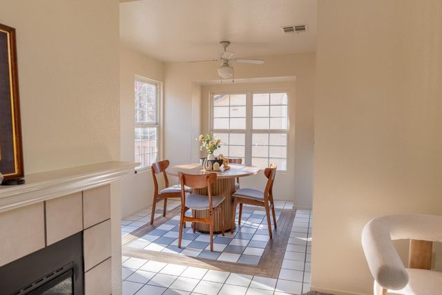 1002 Forest Run, Hercules, CA 94547