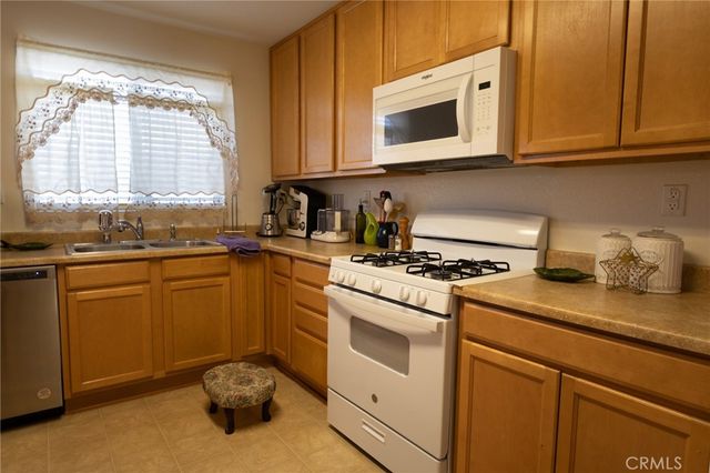 12378 2nd, Victorville, CA 92395