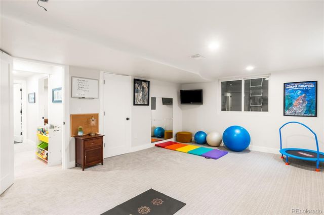 200 Locust Street, Denver, CO 80220