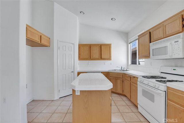 26668 China Drive, Menifee, CA 92585