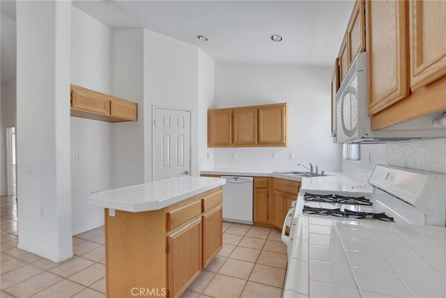 26668 China Drive, Menifee, CA 92585