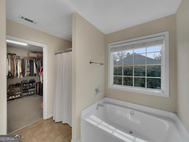 518 Vinemont Way, Auburn, GA 30011