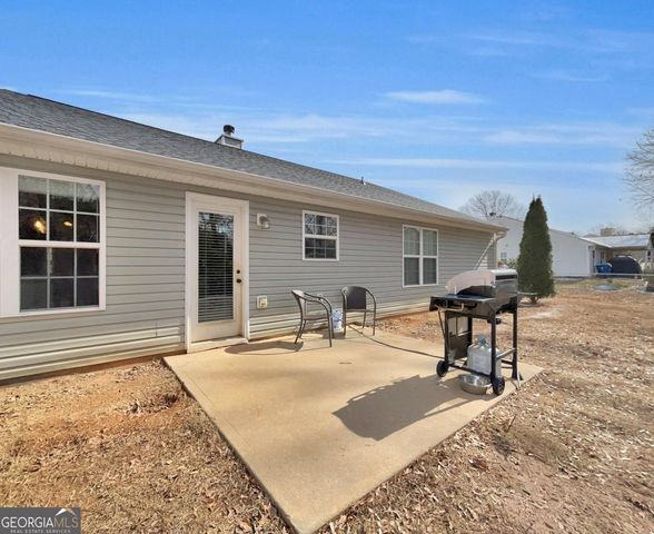 518 Vinemont Way, Auburn, GA 30011