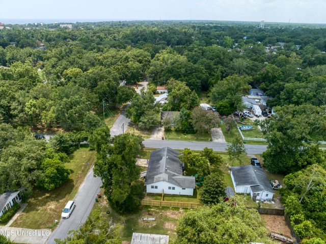 1200 7th Street, Long Beach, MS 39560