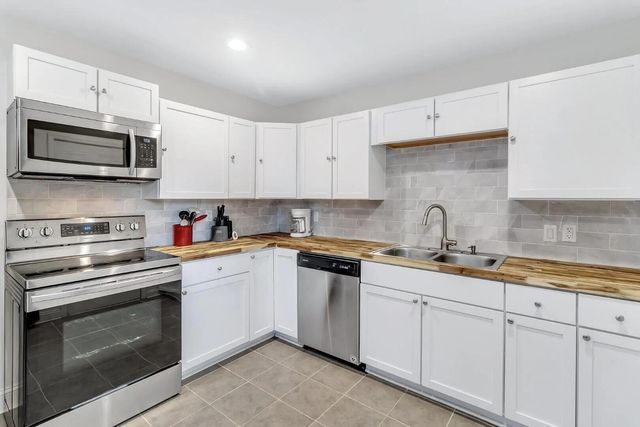 2808 Martha Drive, North Charleston, SC 29405