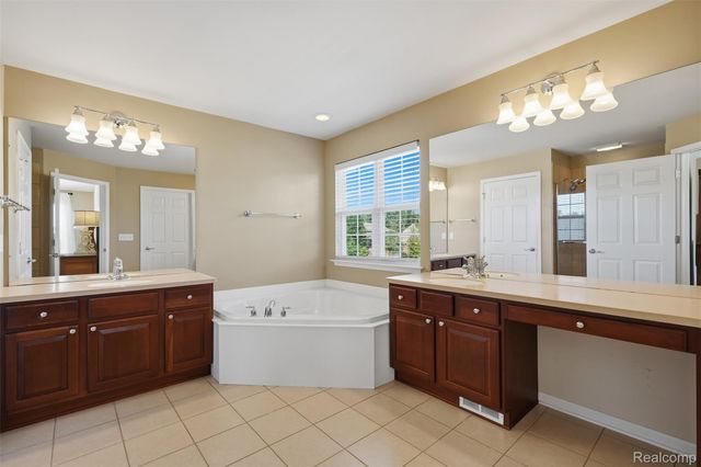 6871 Lakeway Street, Ypsilanti Charter Township, MI 48197