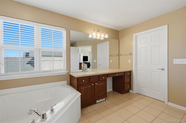6871 Lakeway Street, Ypsilanti Charter Township, MI 48197