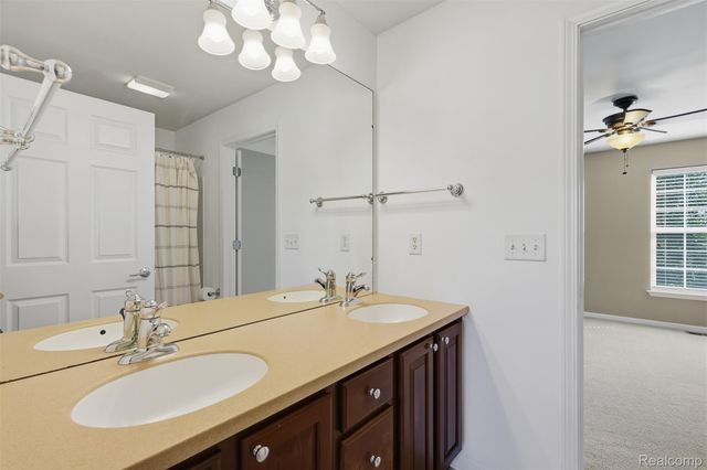 6871 Lakeway Street, Ypsilanti Charter Township, MI 48197