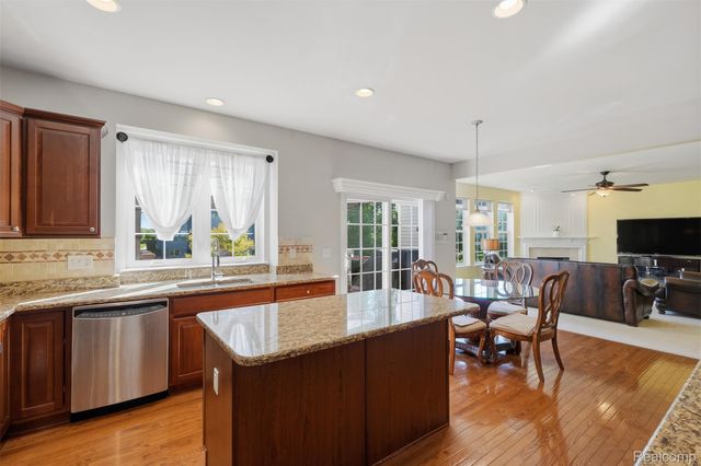 6871 Lakeway Street, Ypsilanti Charter Township, MI 48197