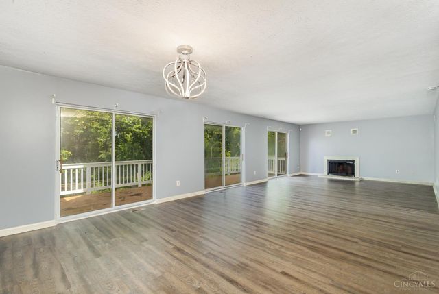 4 Old Duxbury Court, Fairfield, OH 45014