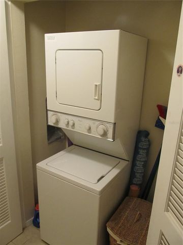 2121 WOOD STREET 212, Sarasota, FL 34237