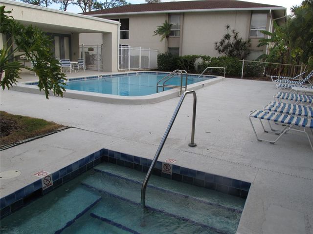 2121 WOOD STREET 212, Sarasota, FL 34237