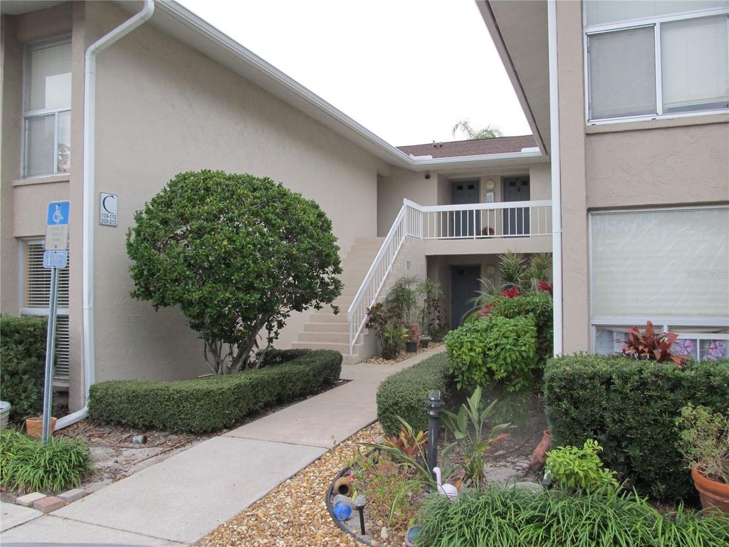 2121 WOOD STREET 212, Sarasota, FL 34237