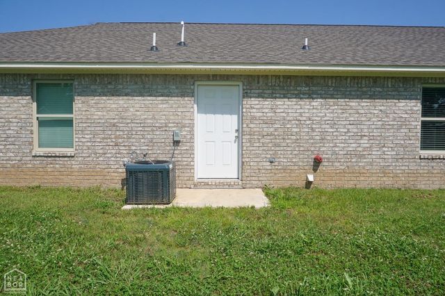 200 NE 2nd Street, Walnut Ridge, AR 72476