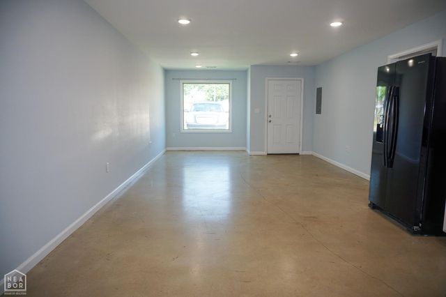 200 NE 2nd Street, Walnut Ridge, AR 72476