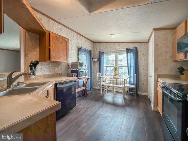 3602 IRIS AVE, Feasterville Trevose, PA 19053