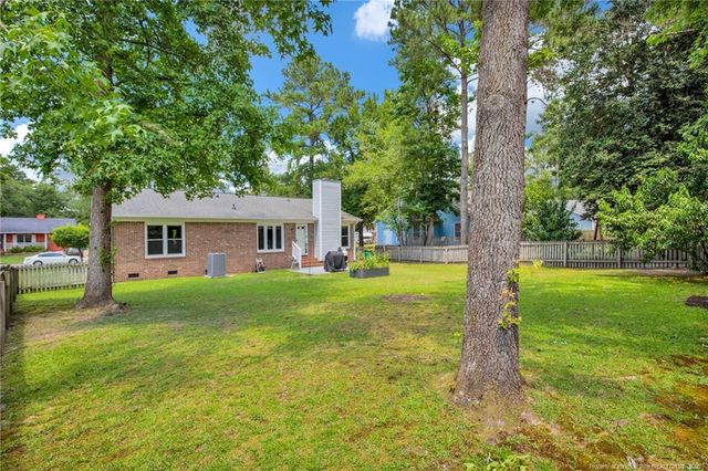 4327 Falls Drive, Hope Mills, NC 28348