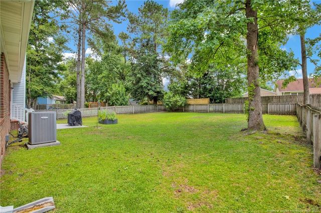 4327 Falls Drive, Hope Mills, NC 28348