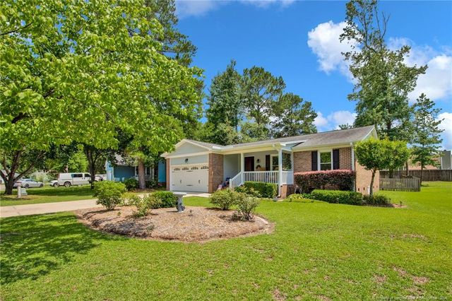 4327 Falls Drive, Hope Mills, NC 28348