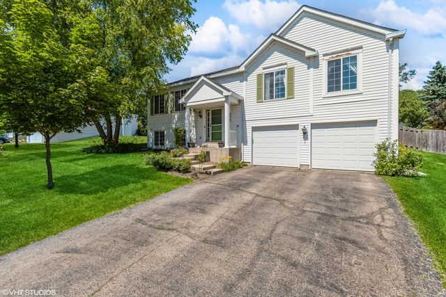 235 Aberdeen Drive, Algonquin, IL 60102